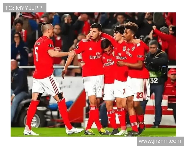 AC米兰与拜仁慕尼黑的巅峰对决谁将赢得这场足球盛宴